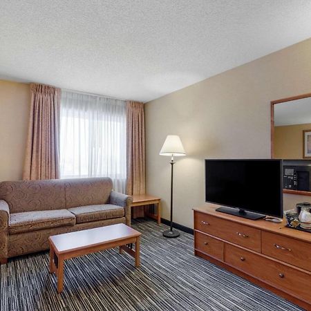 Quality Inn & Suites Wellington - Fort Collins Zewnętrze zdjęcie