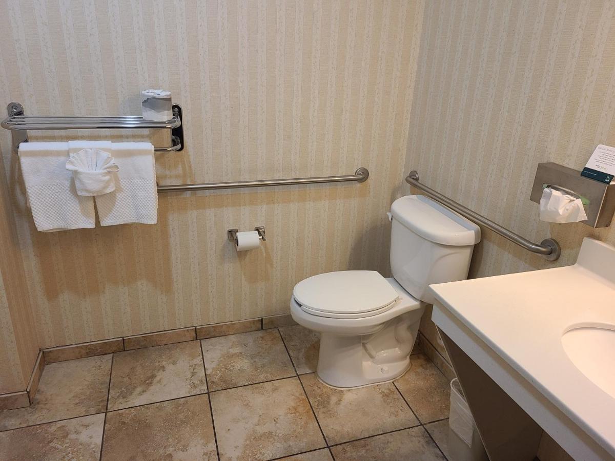 Quality Inn & Suites Wellington - Fort Collins Zewnętrze zdjęcie