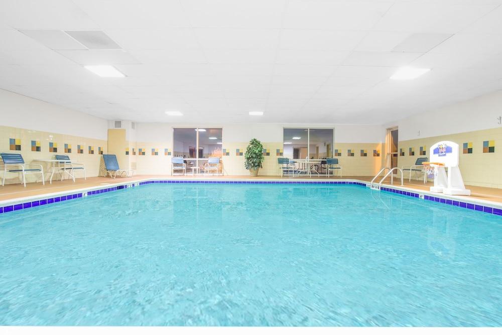 Quality Inn & Suites Wellington - Fort Collins Zewnętrze zdjęcie
