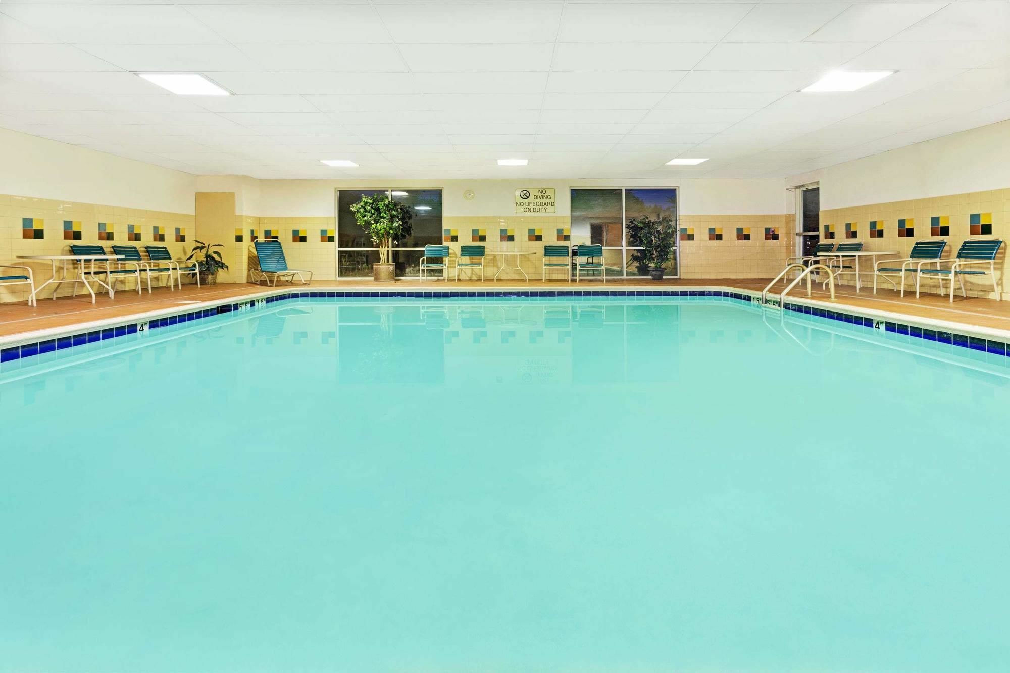 Quality Inn & Suites Wellington - Fort Collins Zewnętrze zdjęcie